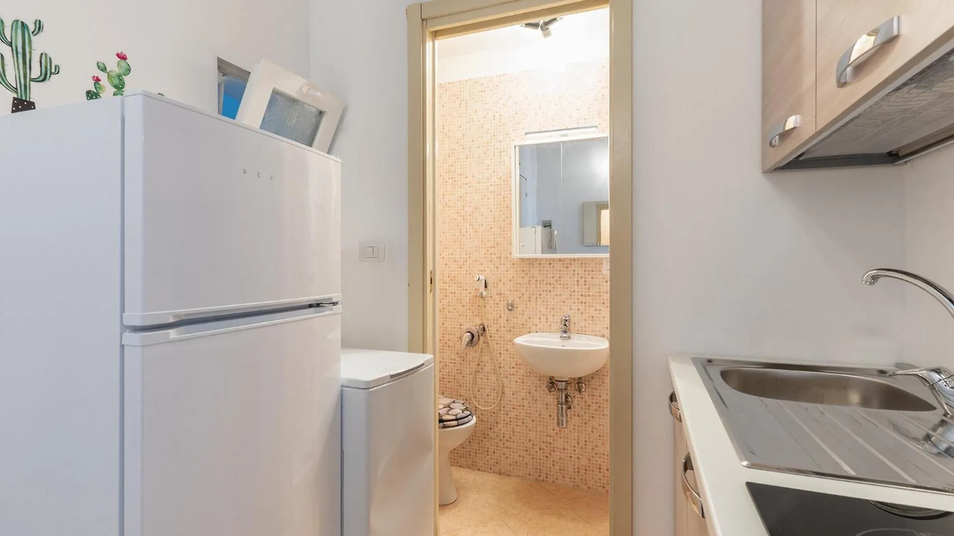 Dante 307 Suite Apartment Bari 0*,