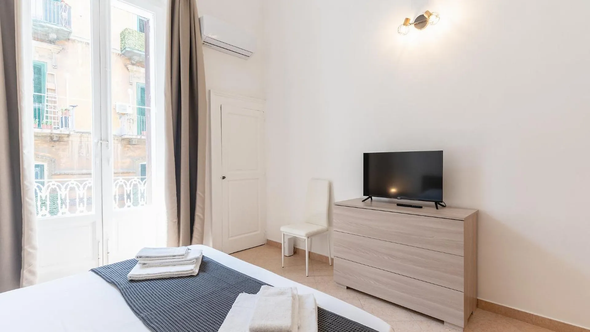 Dante 307 Suite Apartment Bari